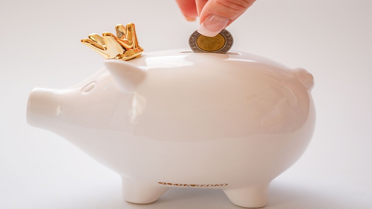 Du betrachtest gerade Sparen – Der Schlüssel zu finanzieller Freiheit