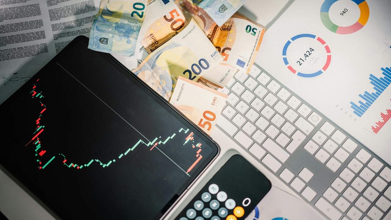 Du betrachtest gerade Die perfekte Anlagestrategie entwickeln – Ein Wegweiser für smartes Investieren